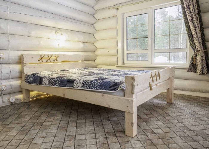 Кровать из дерева Русич