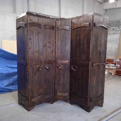 Шкаф деревянный Русич